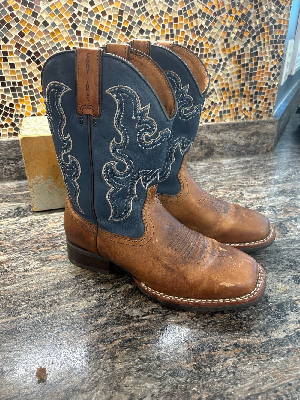Cody James men’s boots size 8.5…